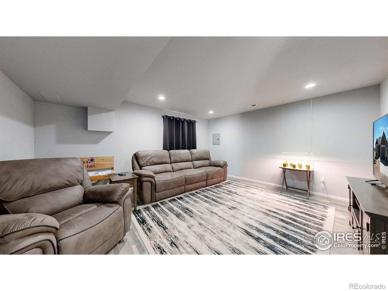 47059 County Road 23, Nunn, CO 80648, 5 Bedrooms Bedrooms, ,3 BathroomsBathrooms,Residential,For Sale,County Road 23,RECIR1014425