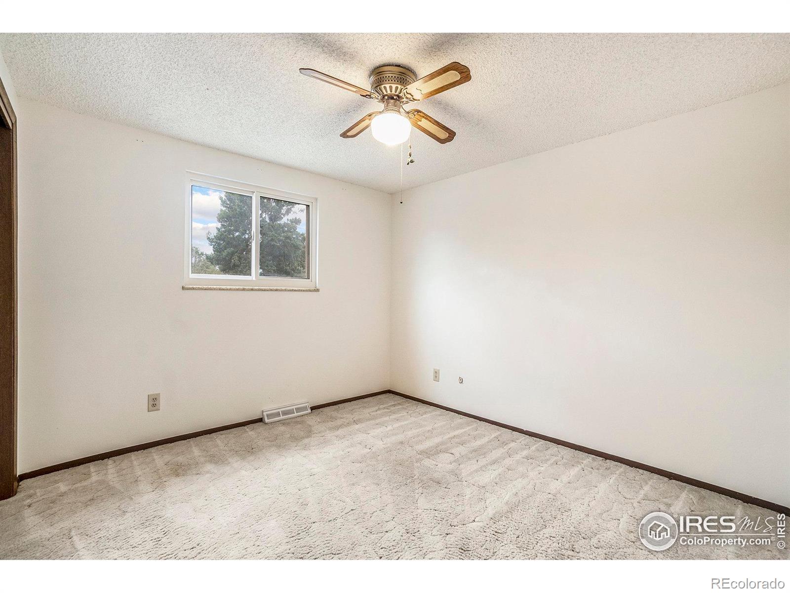 833 E 23rd Street, Loveland, CO 80538, 4 Bedrooms Bedrooms, ,3 BathroomsBathrooms,Residential,For Sale,23rd,RECIR1014501