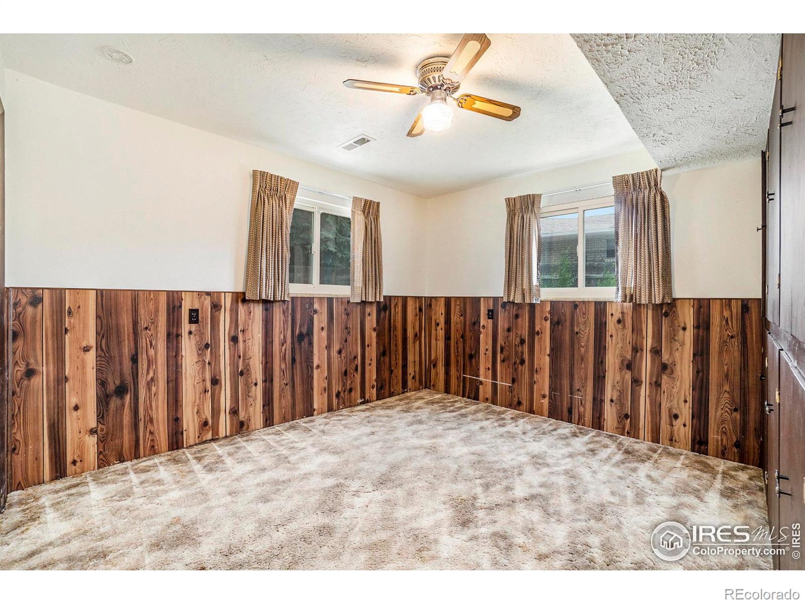 833 E 23rd Street, Loveland, CO 80538, 4 Bedrooms Bedrooms, ,3 BathroomsBathrooms,Residential,For Sale,23rd,RECIR1014501