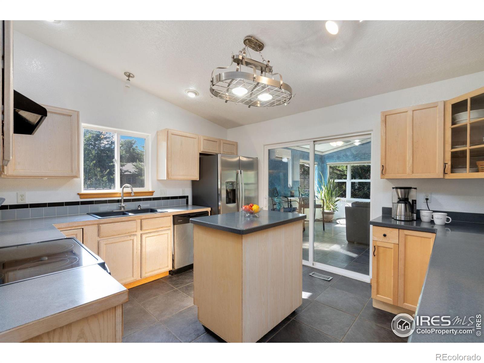 955 Winona Circle, Loveland, CO 80537, 4 Bedrooms Bedrooms, ,3 BathroomsBathrooms,Residential,For Sale,Winona,RECIR1014502