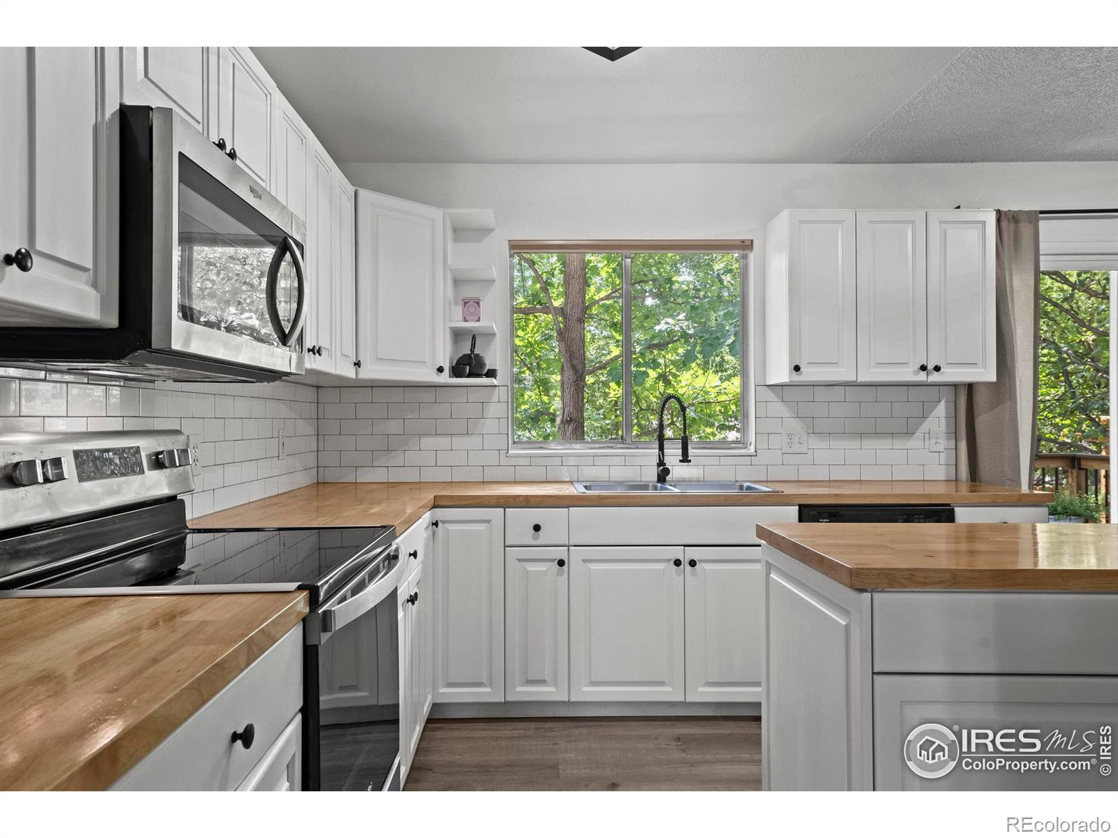 1427 24th Avenue, Longmont, CO 80501, 4 Bedrooms Bedrooms, ,2 BathroomsBathrooms,Residential,For Sale,24th,RECIR1014678