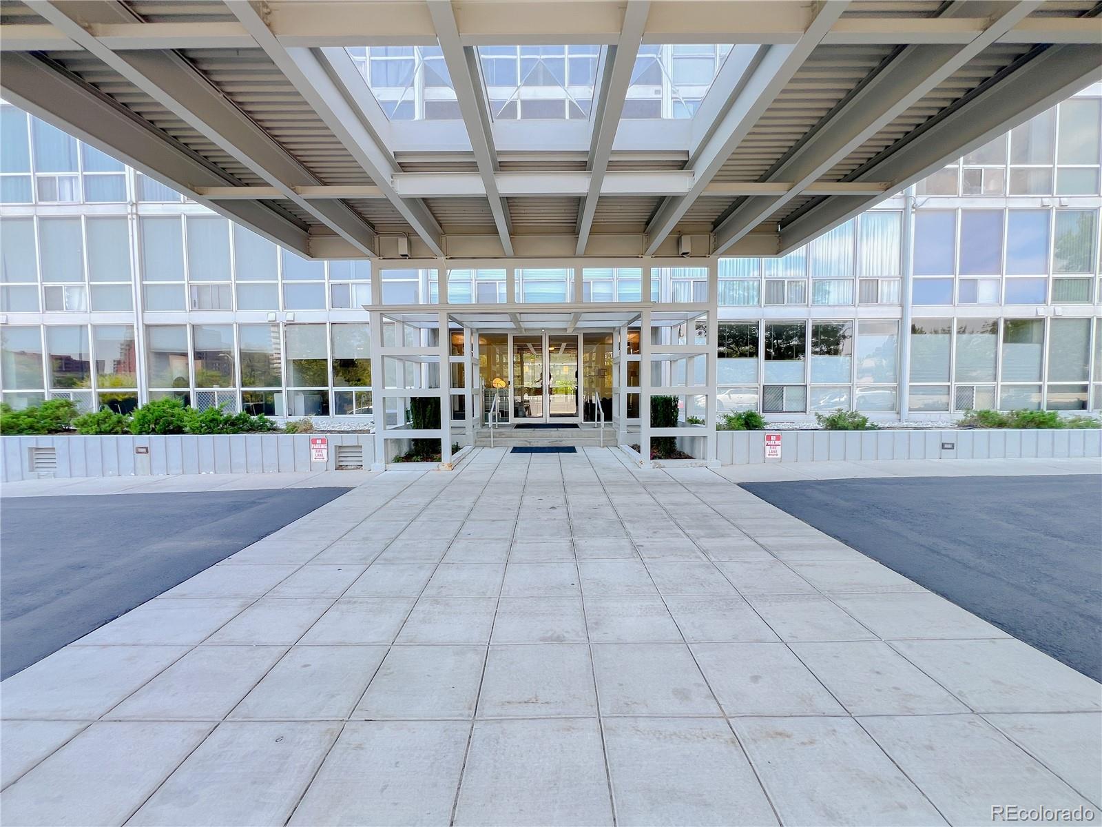 3100 E Cherry Creek South Drive #1305, Denver, CO 80209, 2 Bedrooms Bedrooms, ,2 BathroomsBathrooms,Residential,For Sale,Cherry Creek Tower Condos,Cherry Creek South,REC5747309