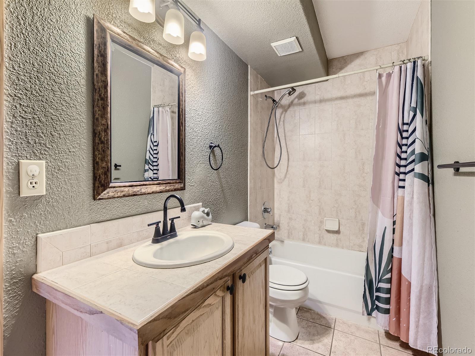 127 Pine Drive, Bailey, CO 80421, 3 Bedrooms Bedrooms, ,2 BathroomsBathrooms,Residential,For Sale,Pine,REC9955687