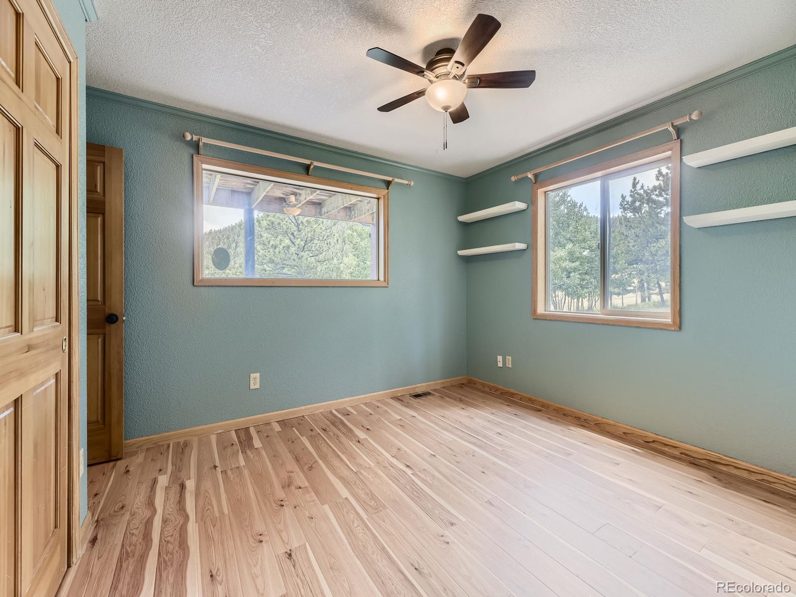 127 Pine Drive, Bailey, CO 80421, 3 Bedrooms Bedrooms, ,2 BathroomsBathrooms,Residential,For Sale,Pine,REC9955687