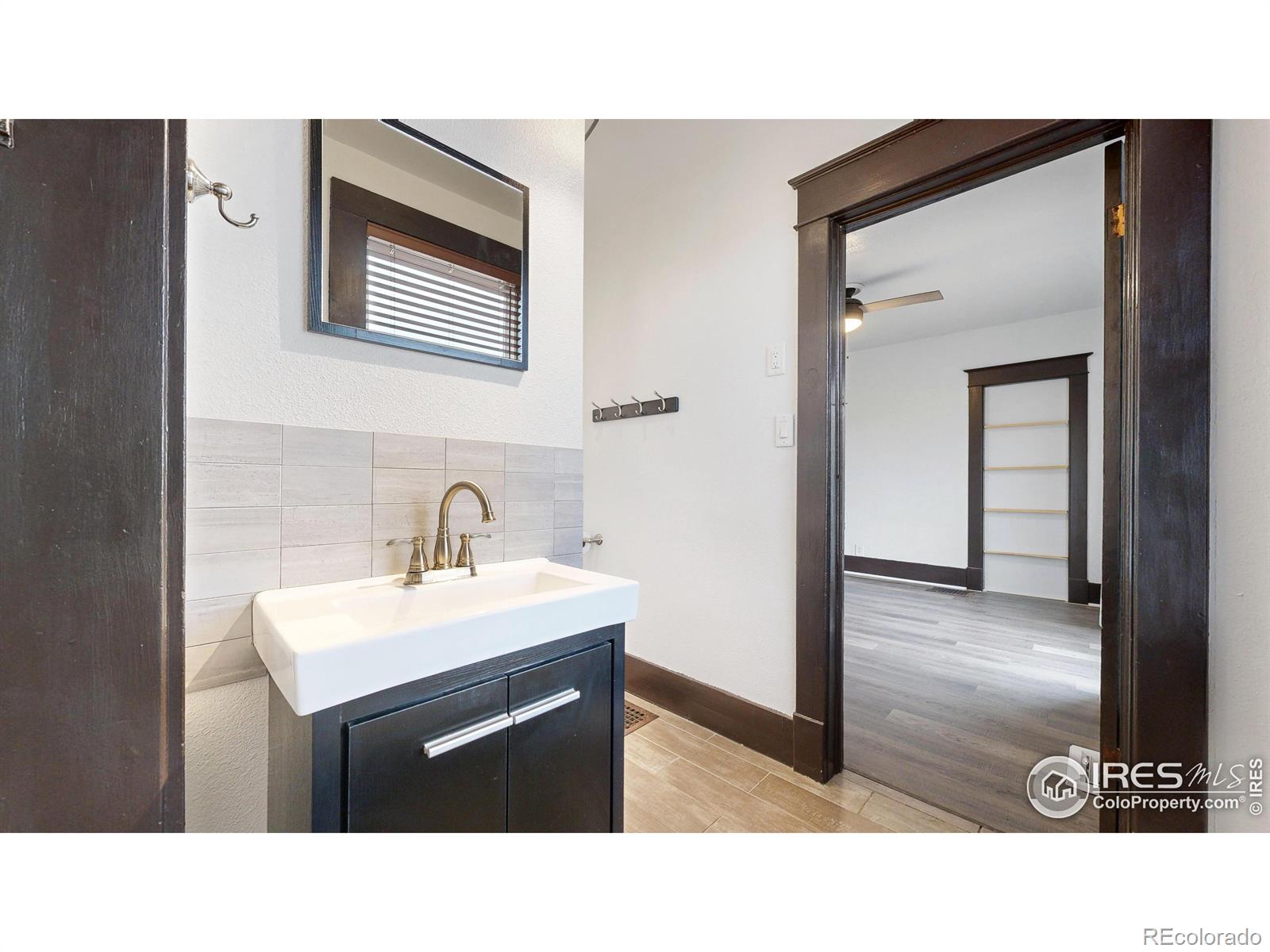 9571 Gray Avenue, Carr, CO 80612, 4 Bedrooms Bedrooms, ,1 BathroomBathrooms,Residential,For Sale,Gray,RECIR1014848