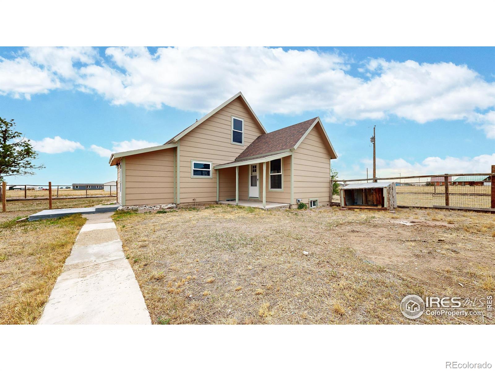 9571 Gray Avenue, Carr, CO 80612, 4 Bedrooms Bedrooms, ,1 BathroomBathrooms,Residential,For Sale,Gray,RECIR1014848