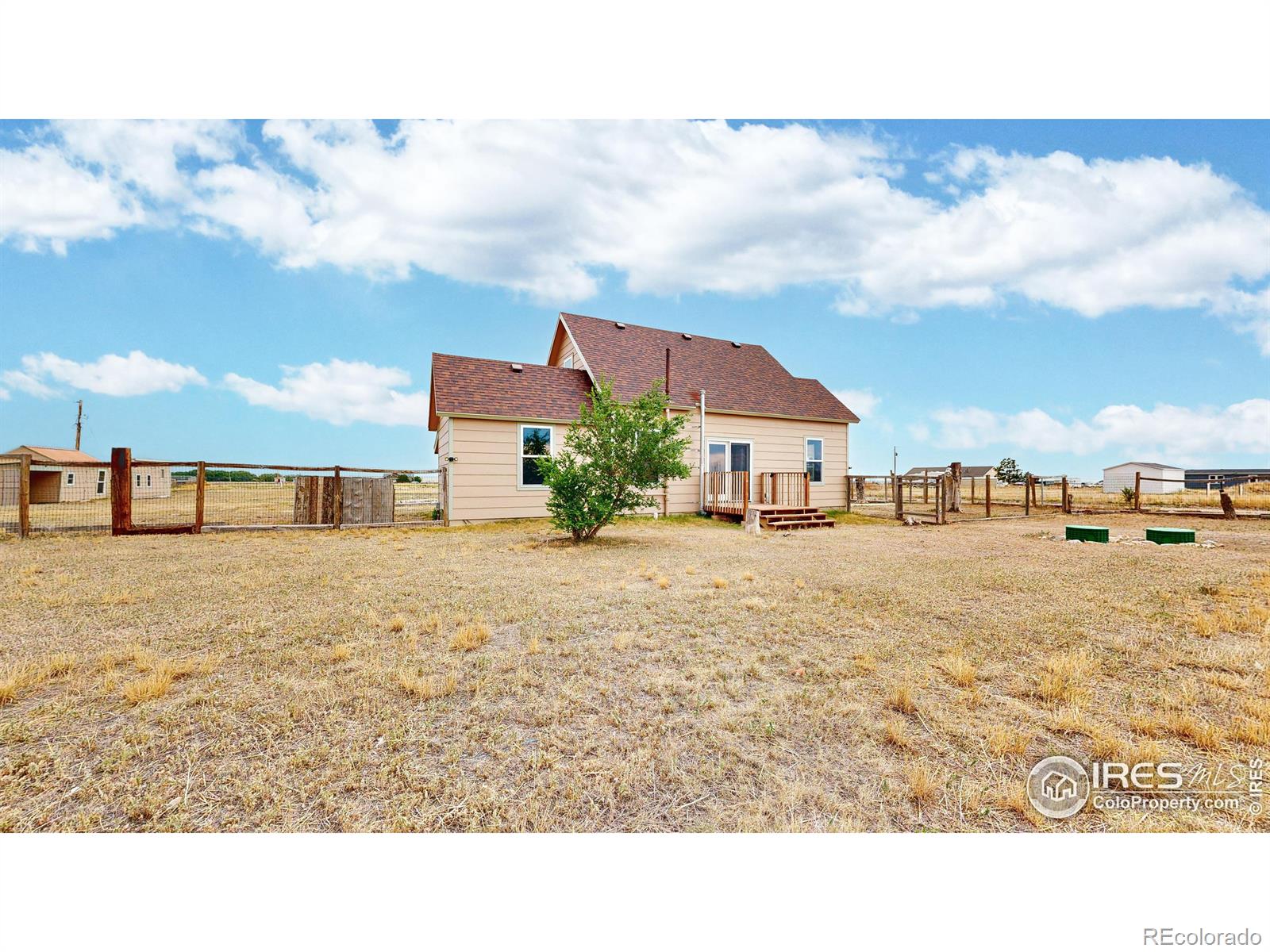 9571 Gray Avenue, Carr, CO 80612, 4 Bedrooms Bedrooms, ,1 BathroomBathrooms,Residential,For Sale,Gray,RECIR1014848