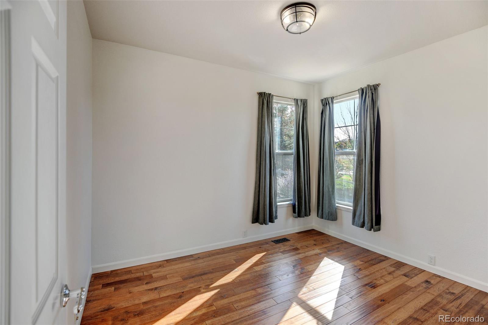 16698 Canby Way, Broomfield, CO 80023, 6 Bedrooms Bedrooms, ,4 BathroomsBathrooms,Residential,For Sale,Canby,REC5505909