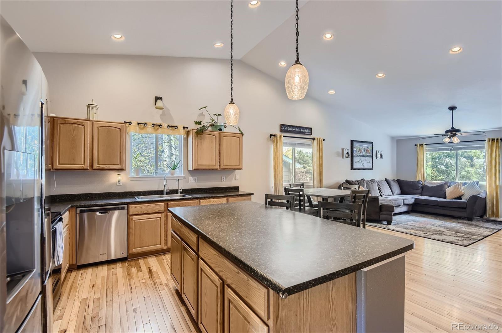 12208 Hawks Rim Trail, Parker, CO 80134, 3 Bedrooms Bedrooms, ,2 BathroomsBathrooms,Residential,For Sale,Hawks Rim,REC6843550