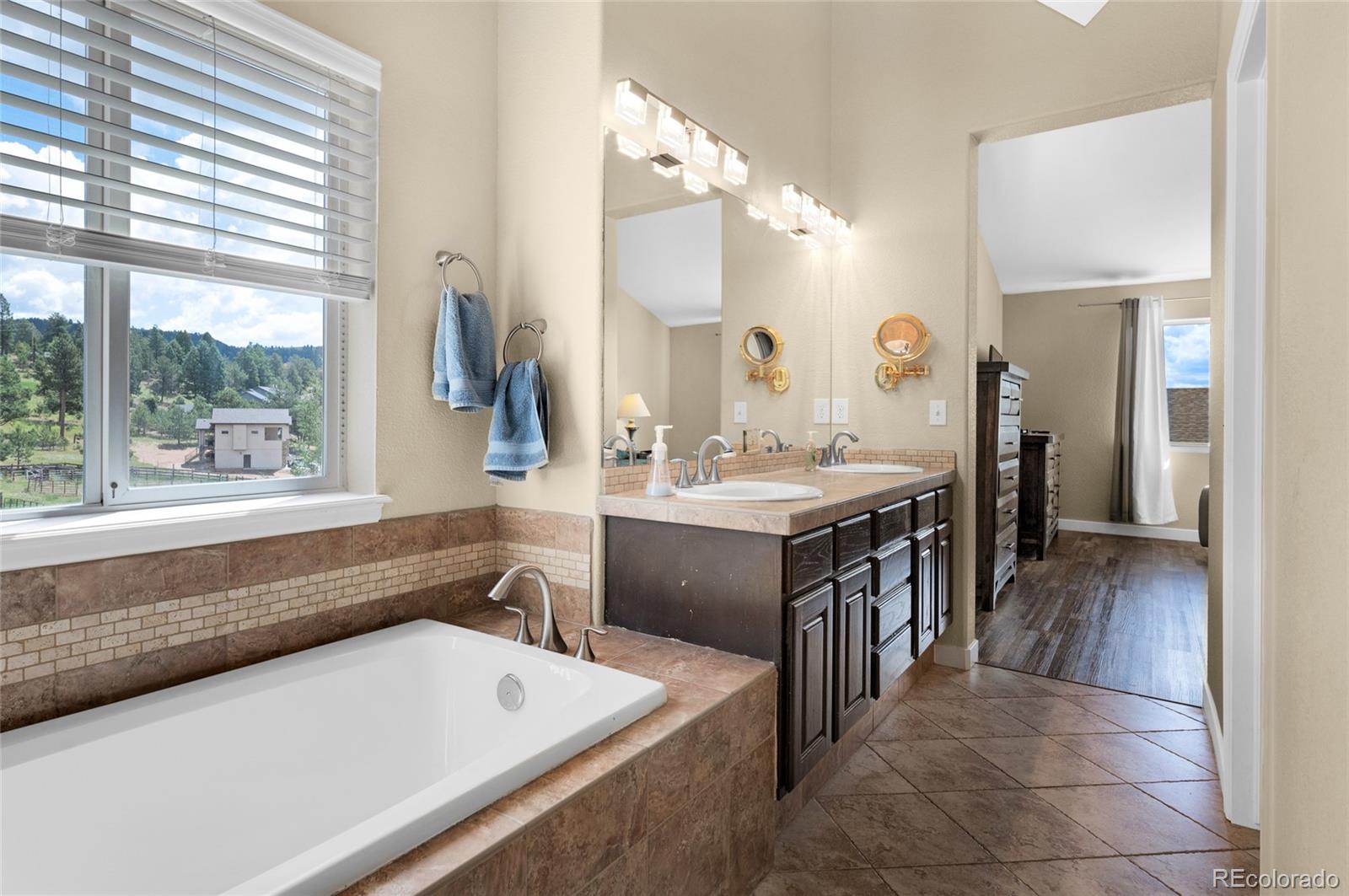 540 Black Bear Trail, Woodland Park, CO 80863, 4 Bedrooms Bedrooms, ,4 BathroomsBathrooms,Residential,For Sale,Black Bear,REC3677873