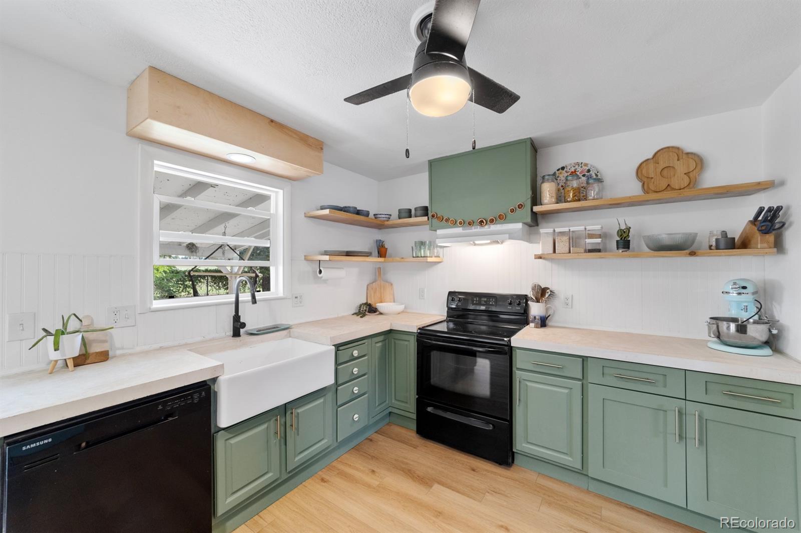 4720 Endicott Drive, Colorado Springs, CO 80916, 4 Bedrooms Bedrooms, ,2 BathroomsBathrooms,Residential,For Sale,Endicott,REC3702347