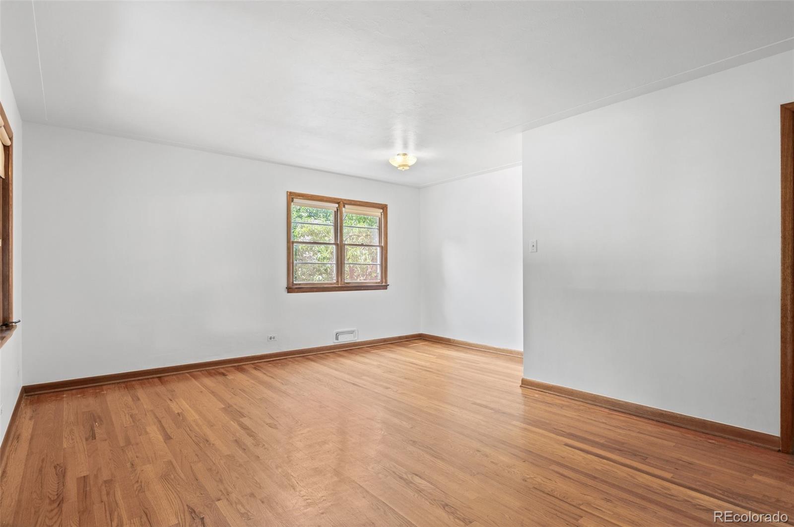 2429 S Corona Street, Denver, CO 80210, 4 Bedrooms Bedrooms, ,2 BathroomsBathrooms,Income,For Sale,Corona,REC8579620