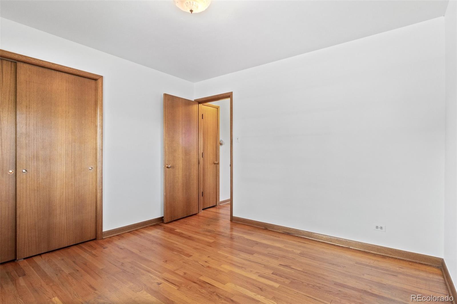 2429 S Corona Street, Denver, CO 80210, 4 Bedrooms Bedrooms, ,2 BathroomsBathrooms,Income,For Sale,Corona,REC8579620