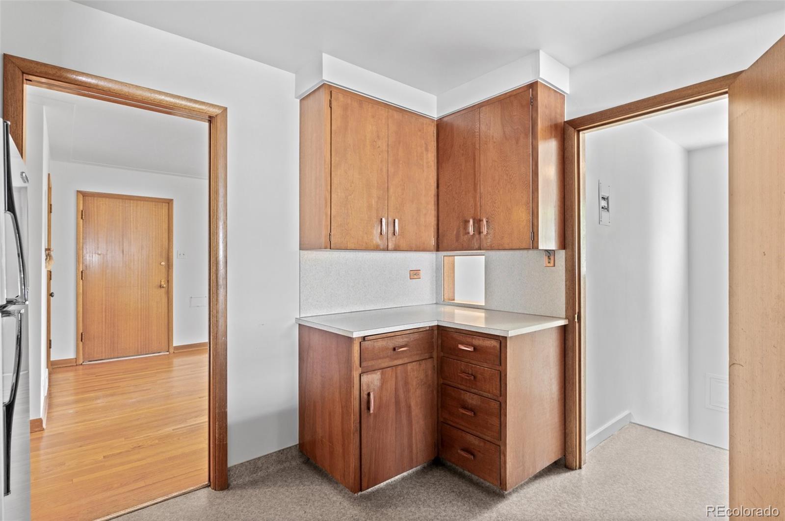 2429 S Corona Street, Denver, CO 80210, 4 Bedrooms Bedrooms, ,2 BathroomsBathrooms,Income,For Sale,Corona,REC8579620