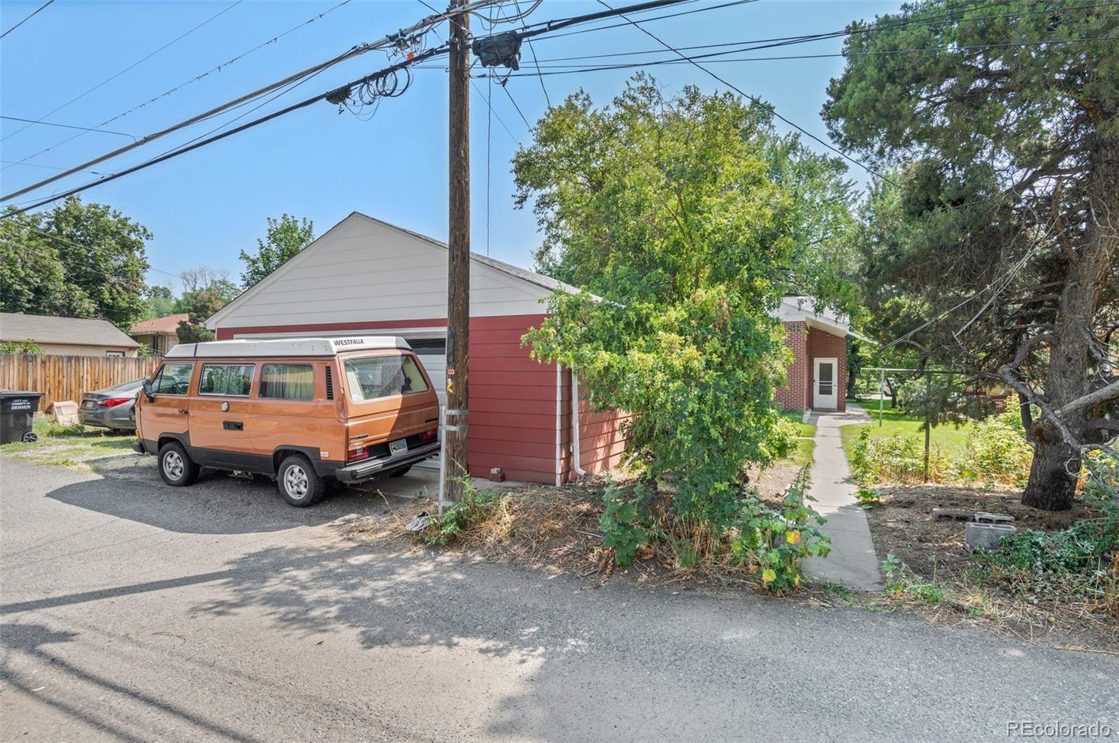 2429 S Corona Street, Denver, CO 80210, 4 Bedrooms Bedrooms, ,2 BathroomsBathrooms,Income,For Sale,Corona,REC8579620