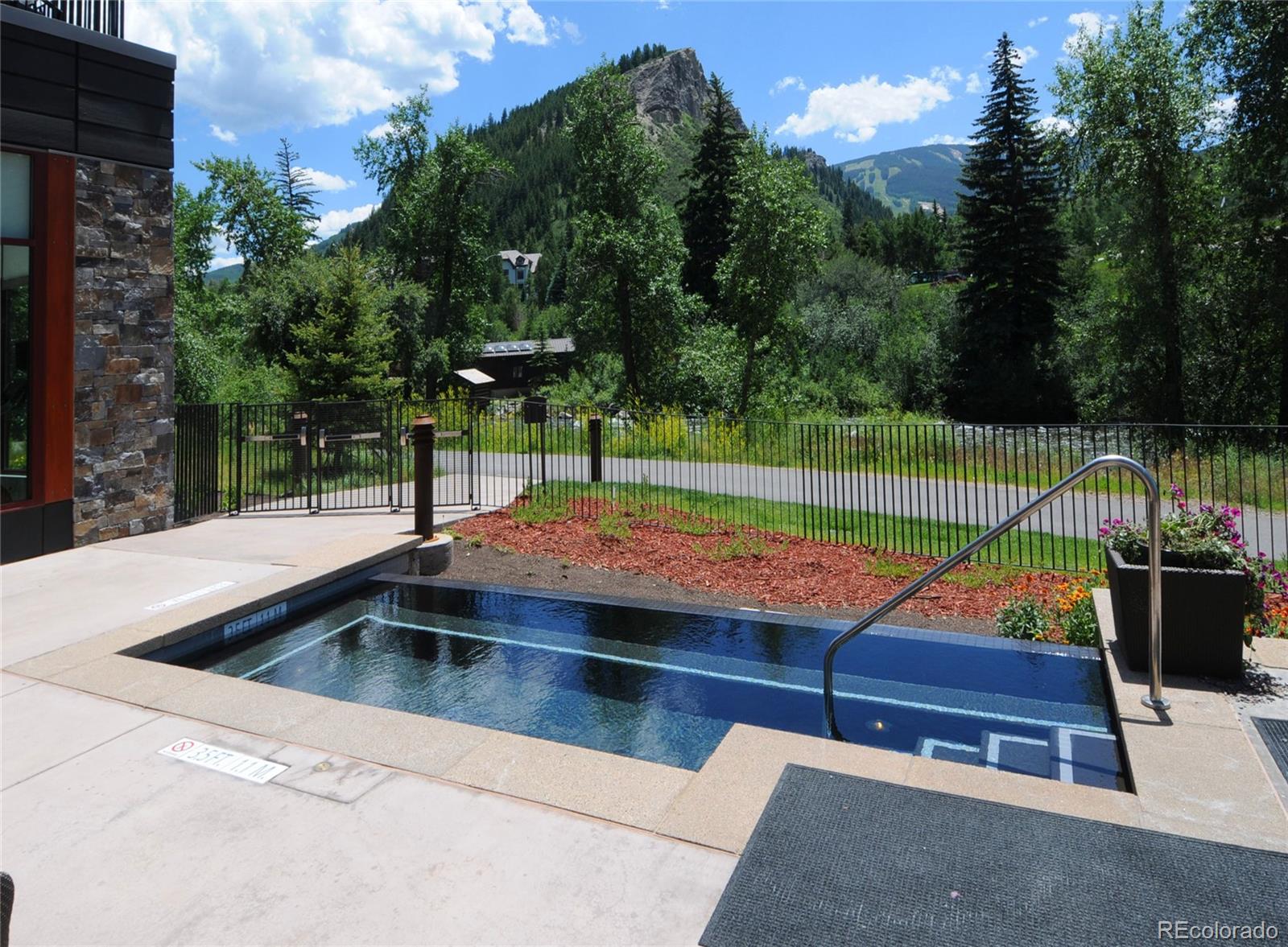 126 Riverfront Lane #520, Avon, CO 81620, ,1 BathroomBathrooms,Residential,For Sale,Riverfront,REC7051778