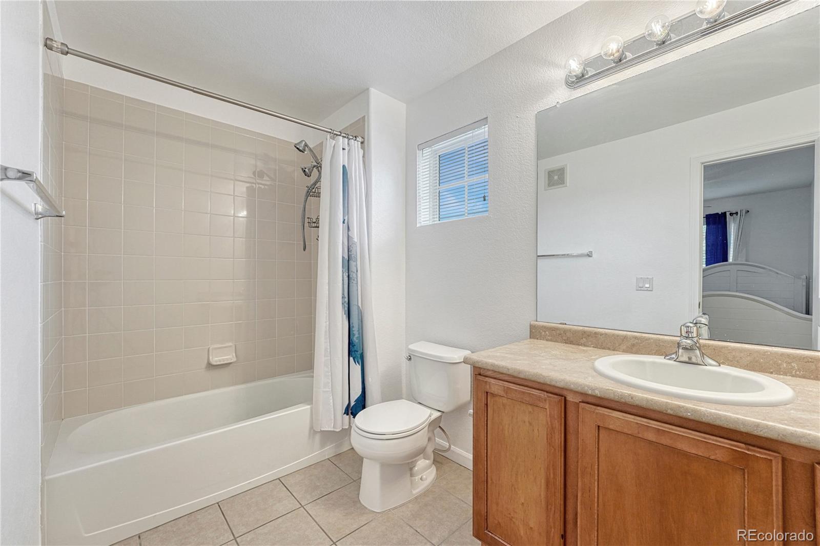 7593 S Quemoy Street, Aurora, CO 80016, 3 Bedrooms Bedrooms, ,3 BathroomsBathrooms,Residential,For Sale,Quemoy,REC2376973