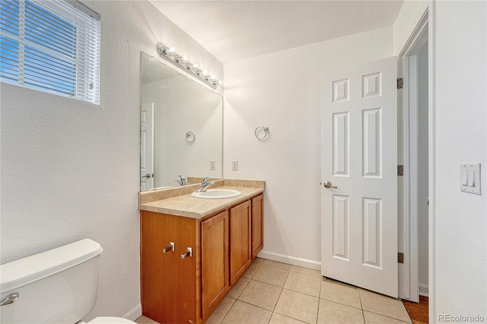 7593 S Quemoy Street, Aurora, CO 80016, 3 Bedrooms Bedrooms, ,3 BathroomsBathrooms,Residential,For Sale,Quemoy,REC2376973