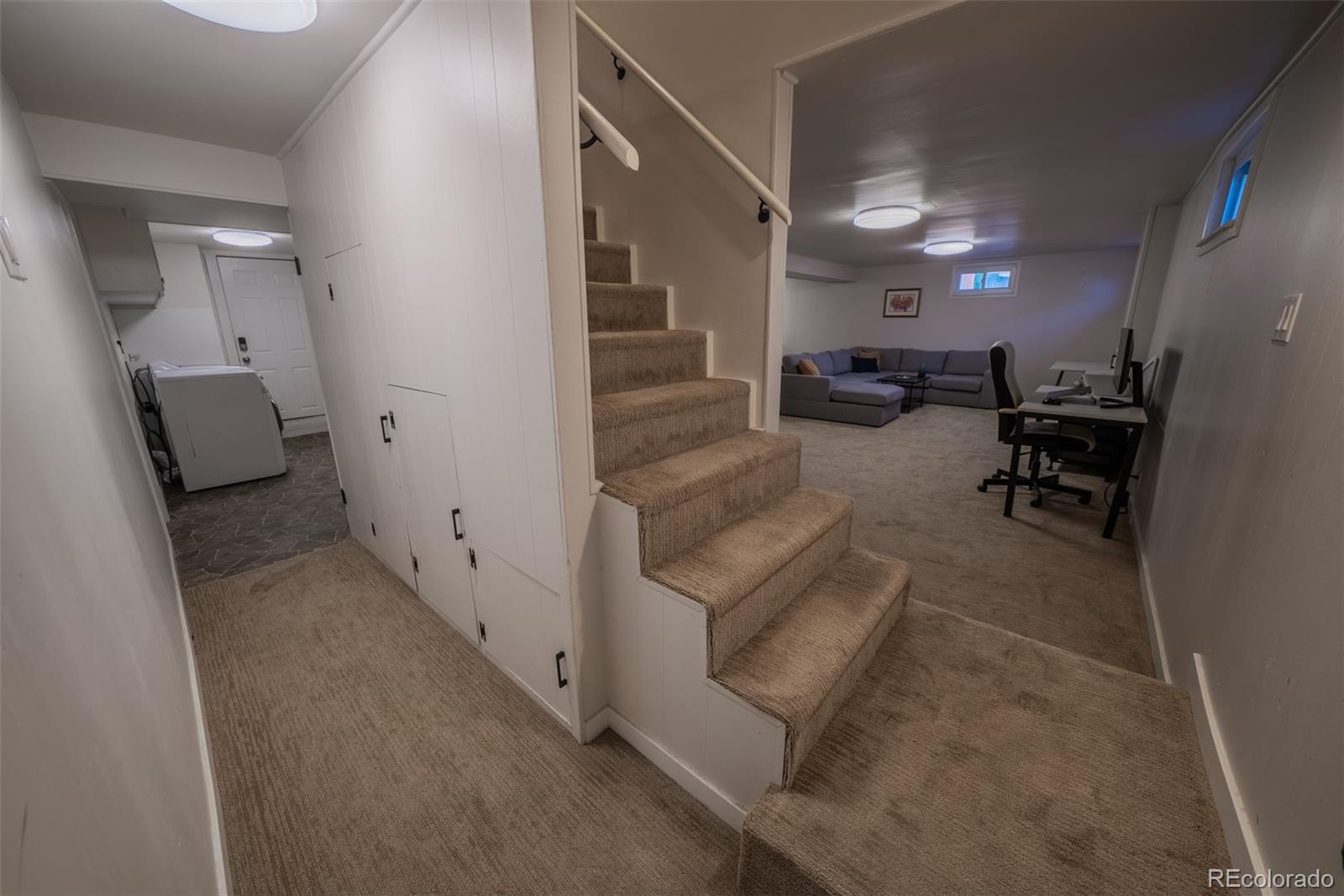 4947 Perry, Littleton, CO 80123, 4 Bedrooms Bedrooms, ,3 BathroomsBathrooms,Residential,For Sale,Perry,REC1855619