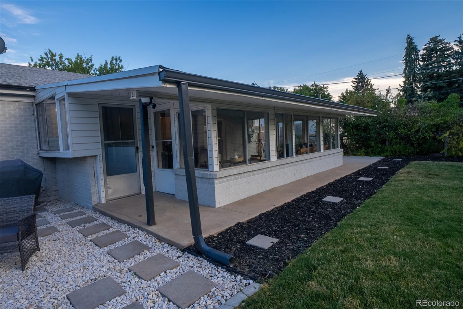 4947 Perry, Littleton, CO 80123, 4 Bedrooms Bedrooms, ,3 BathroomsBathrooms,Residential,For Sale,Perry,REC1855619