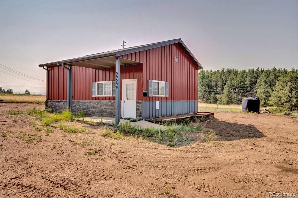 39550 US Highway 24, Lake George, CO 80827, ,Commercial,For Sale,Morton Building,US Highway 24,REC5011337