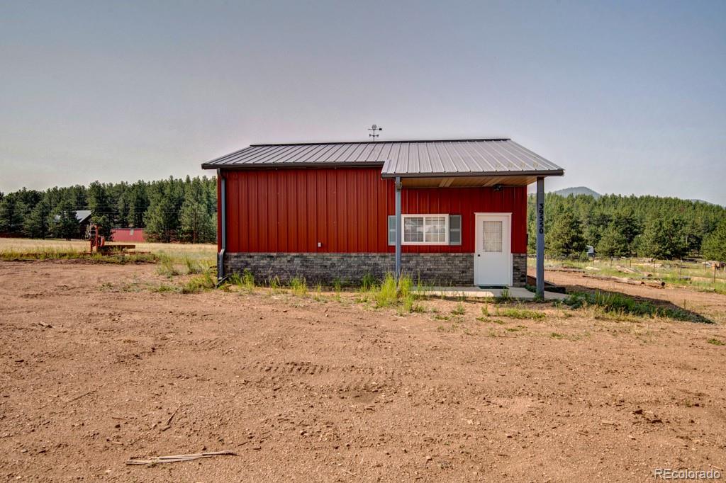 39550 US Highway 24, Lake George, CO 80827, ,Commercial,For Sale,Morton Building,US Highway 24,REC5011337