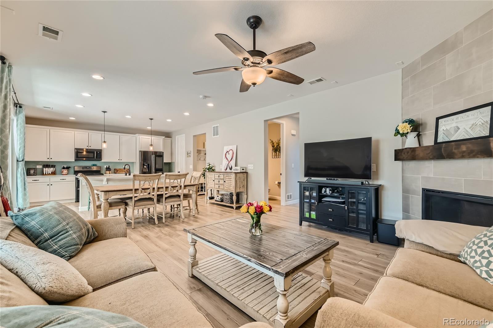 1958 Makley Loop, Castle Rock, CO 80104, 3 Bedrooms Bedrooms, ,3 BathroomsBathrooms,Residential,For Sale,Makley,REC2839614