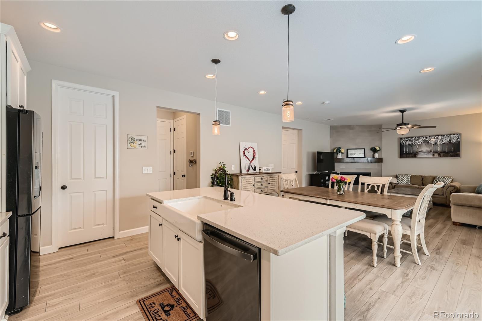 1958 Makley Loop, Castle Rock, CO 80104, 3 Bedrooms Bedrooms, ,3 BathroomsBathrooms,Residential,For Sale,Makley,REC2839614