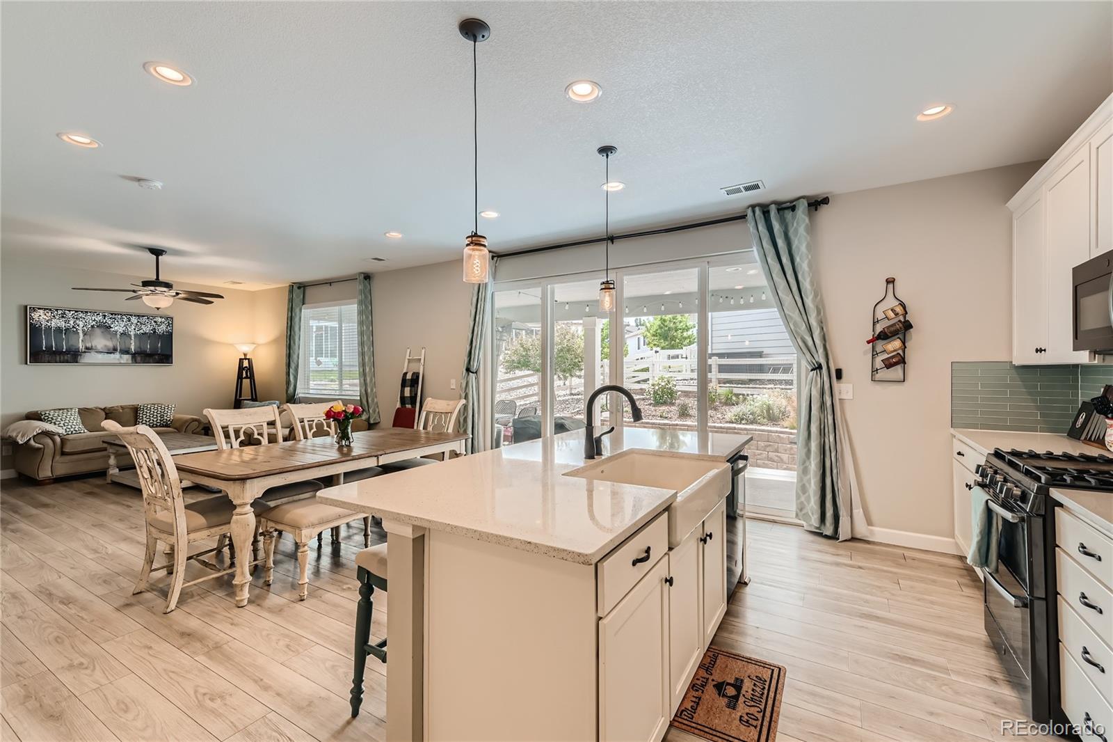 1958 Makley Loop, Castle Rock, CO 80104, 3 Bedrooms Bedrooms, ,3 BathroomsBathrooms,Residential,For Sale,Makley,REC2839614
