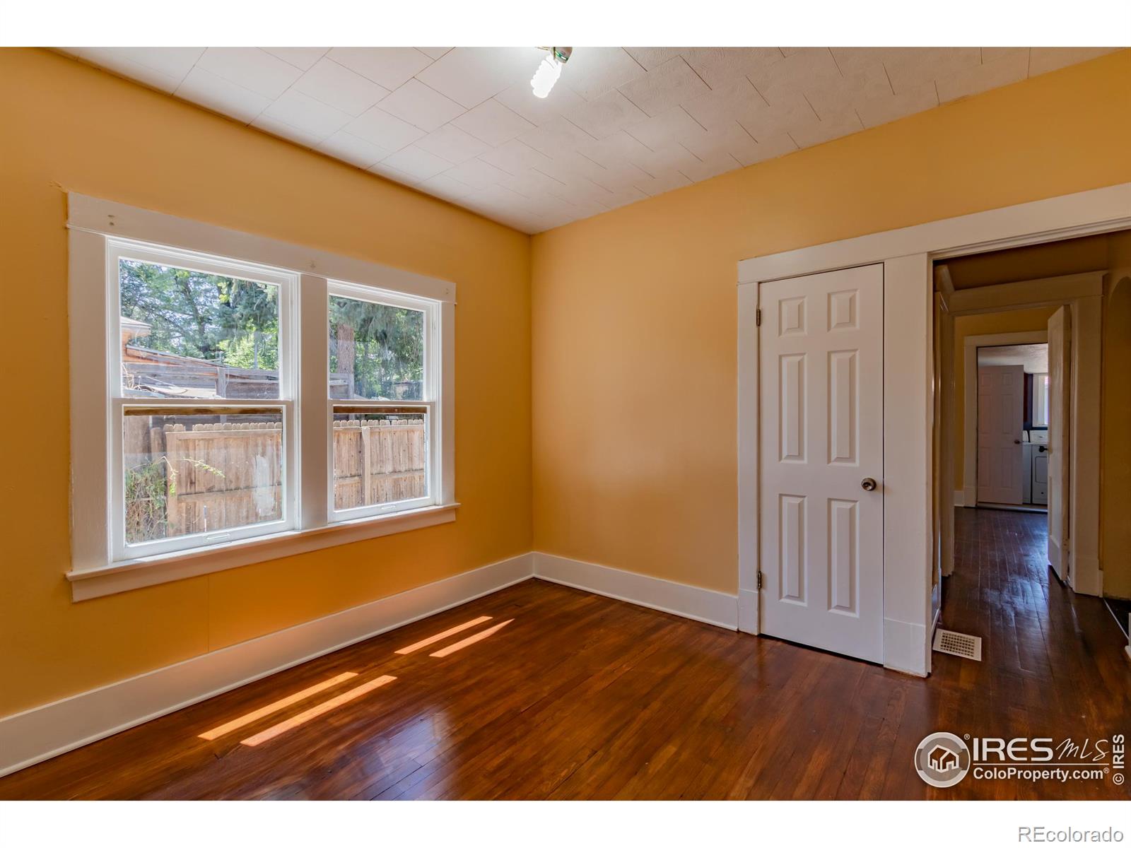 1315 Chester Street, Aurora, CO 80010, 2 Bedrooms Bedrooms, ,2 BathroomsBathrooms,Residential,For Sale,Chester,RECIR1015446