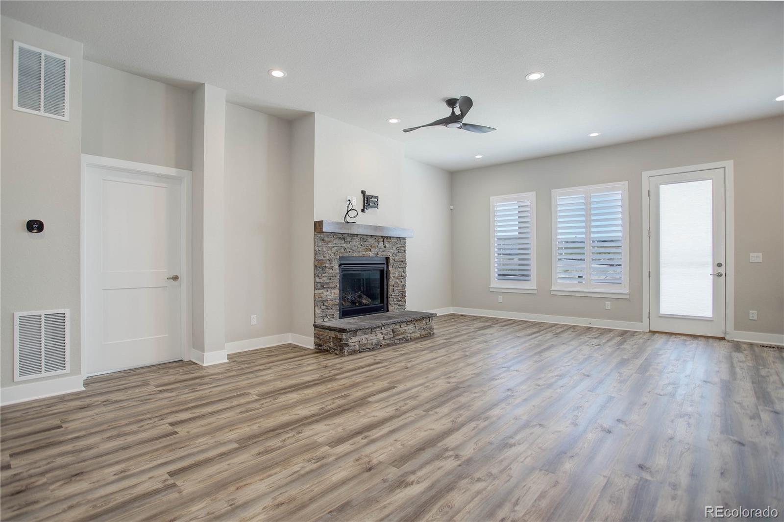 715 Simmental Loop, Castle Rock, CO 80104, 3 Bedrooms Bedrooms, ,2 BathroomsBathrooms,Residential,For Sale,Simmental,REC7316480