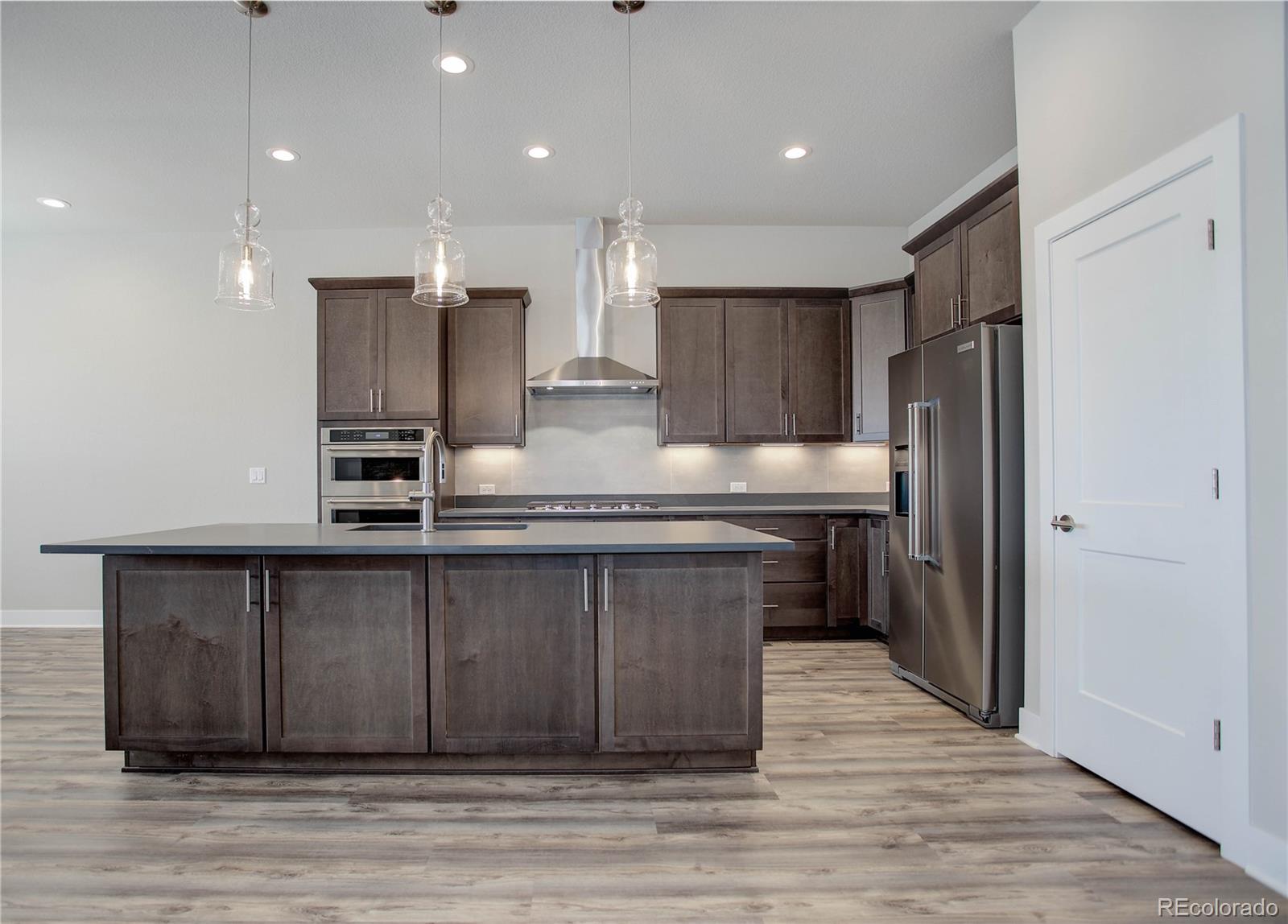 715 Simmental Loop, Castle Rock, CO 80104, 3 Bedrooms Bedrooms, ,2 BathroomsBathrooms,Residential,For Sale,Simmental,REC7316480