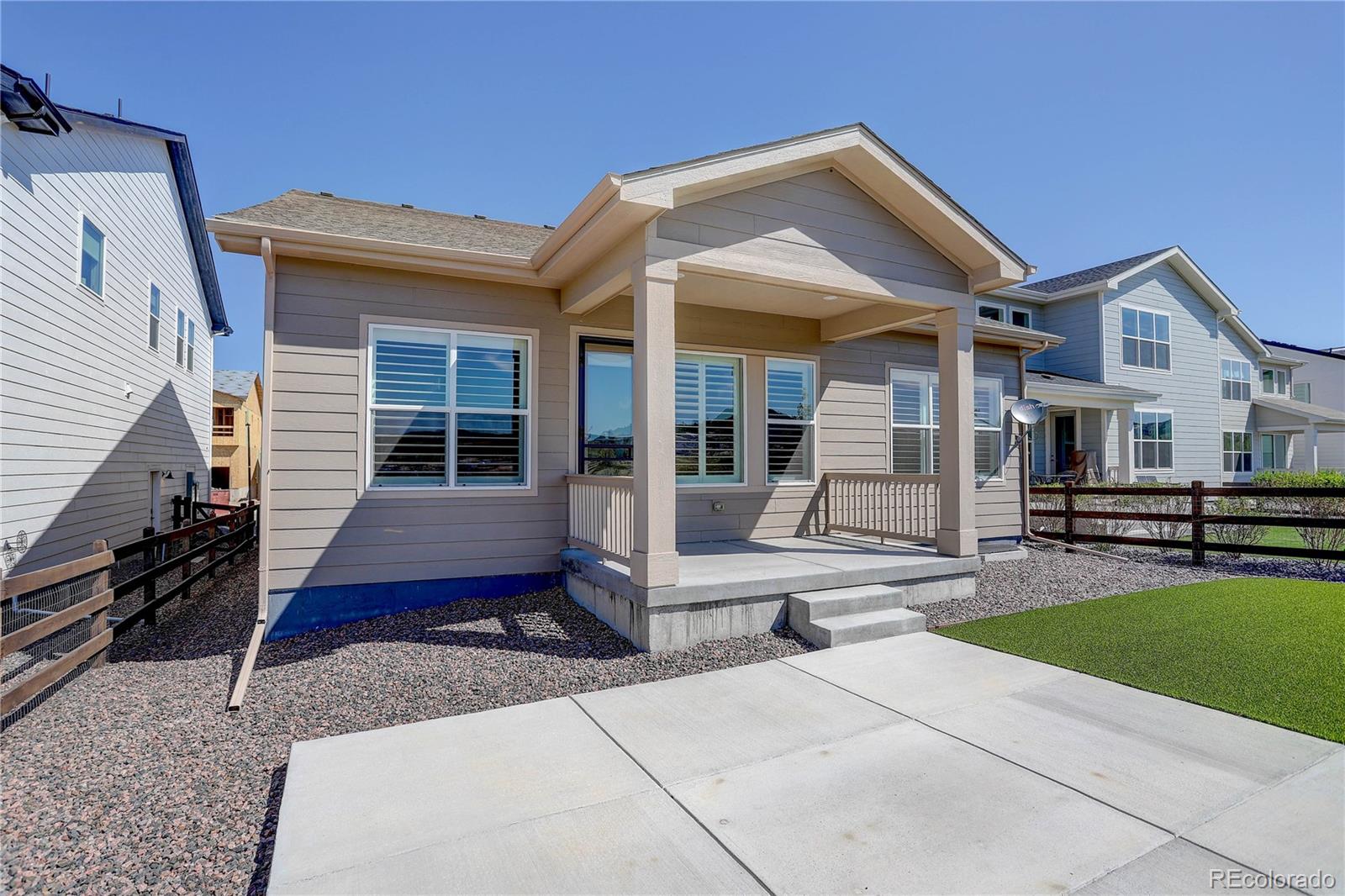 715 Simmental Loop, Castle Rock, CO 80104, 3 Bedrooms Bedrooms, ,2 BathroomsBathrooms,Residential,For Sale,Simmental,REC7316480