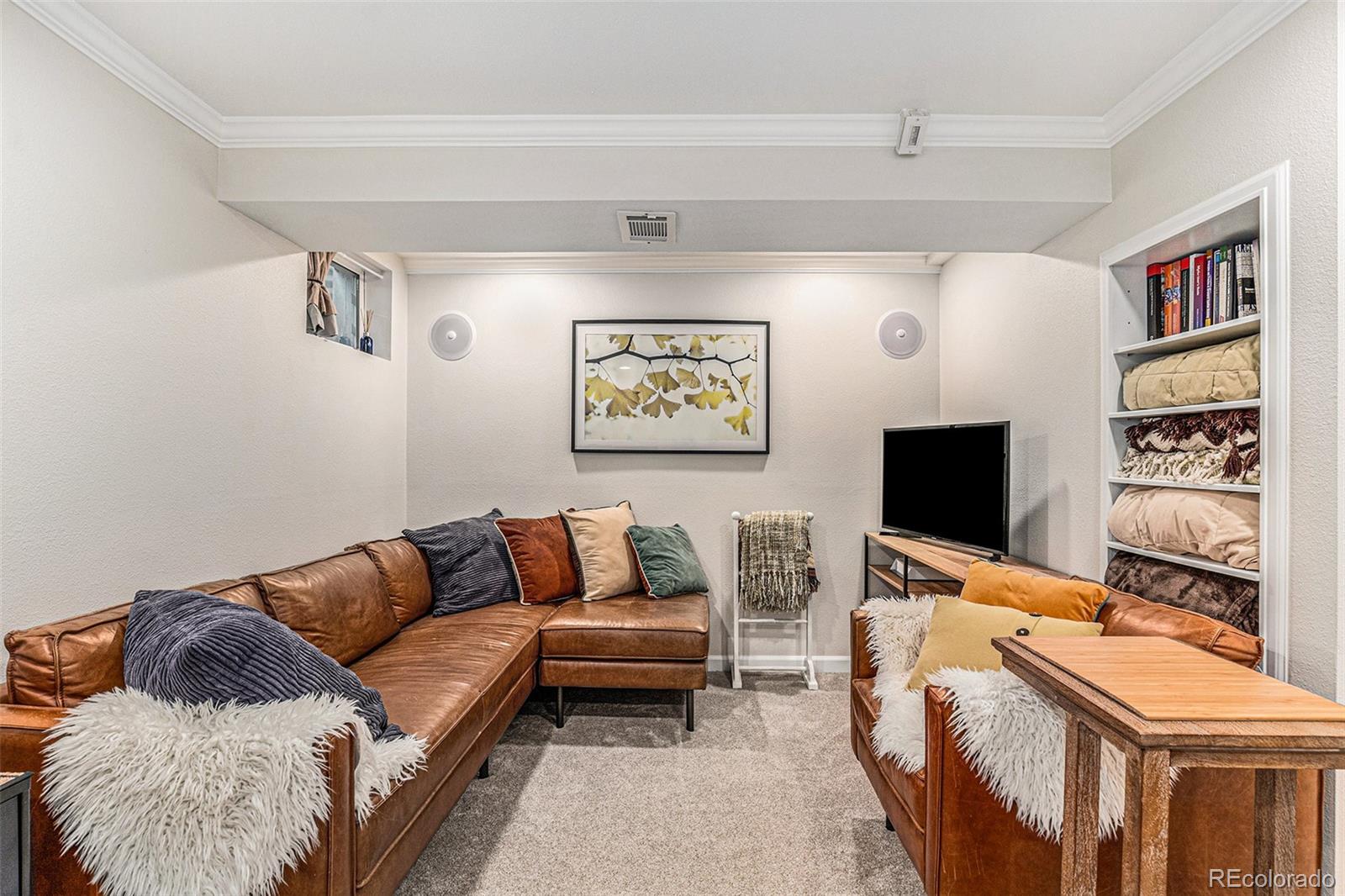 12417 Amherst Circle, Aurora, CO 80014, 3 Bedrooms Bedrooms, ,2 BathroomsBathrooms,Residential,For Sale,Amherst,REC3092198