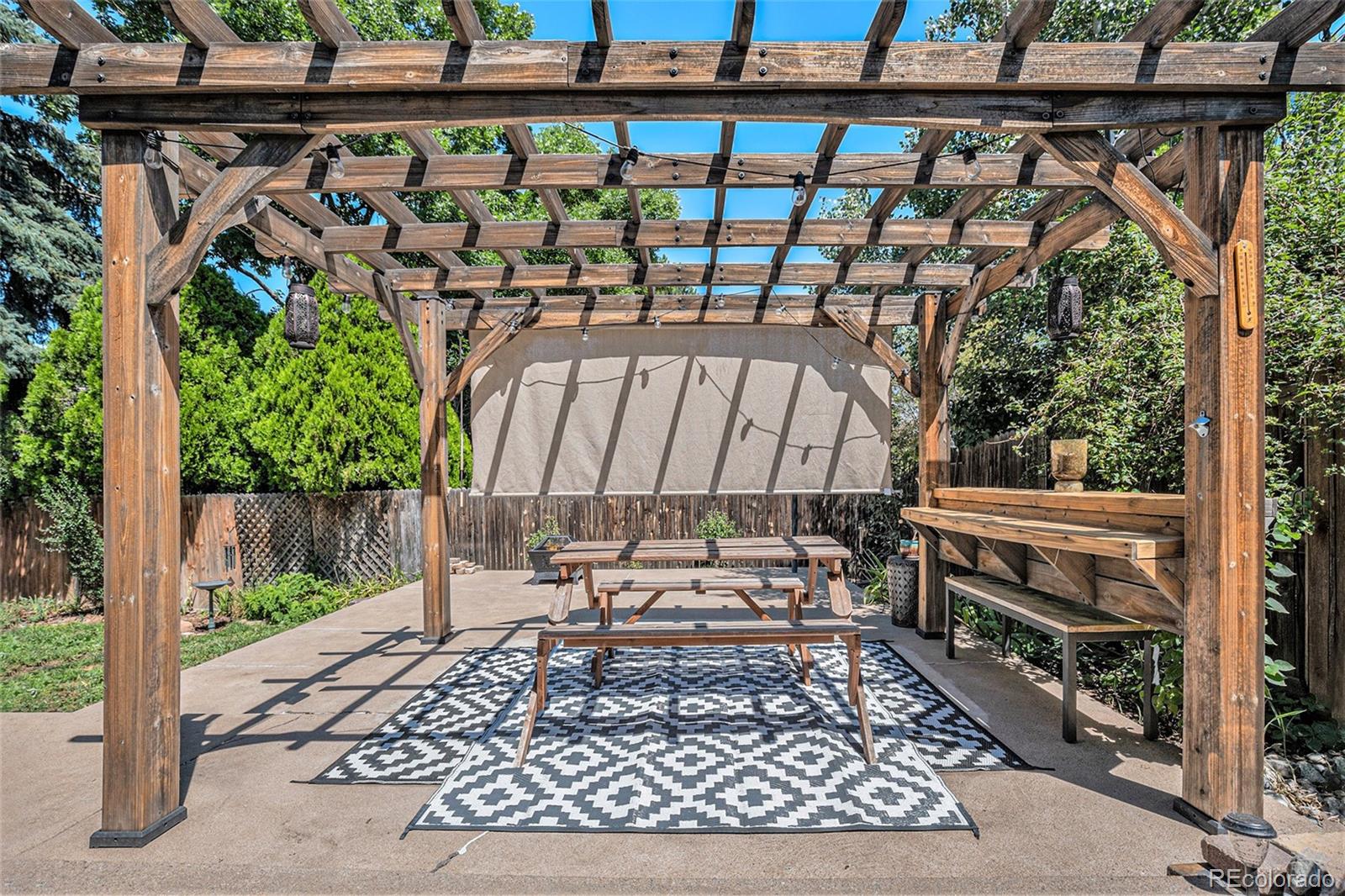 12417 Amherst Circle, Aurora, CO 80014, 3 Bedrooms Bedrooms, ,2 BathroomsBathrooms,Residential,For Sale,Amherst,REC3092198