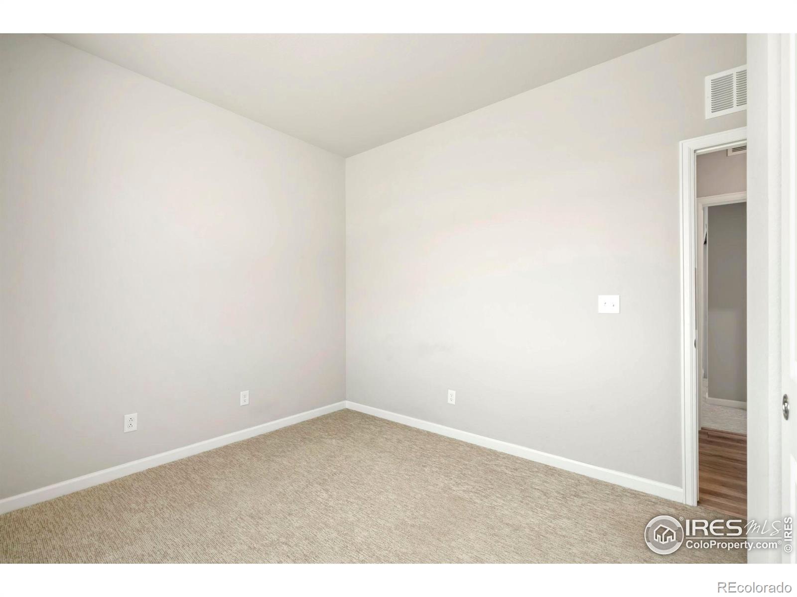 3186 Park Street, Mead, CO 80542, 3 Bedrooms Bedrooms, ,2 BathroomsBathrooms,Residential,For Sale,Park,RECIR1015505
