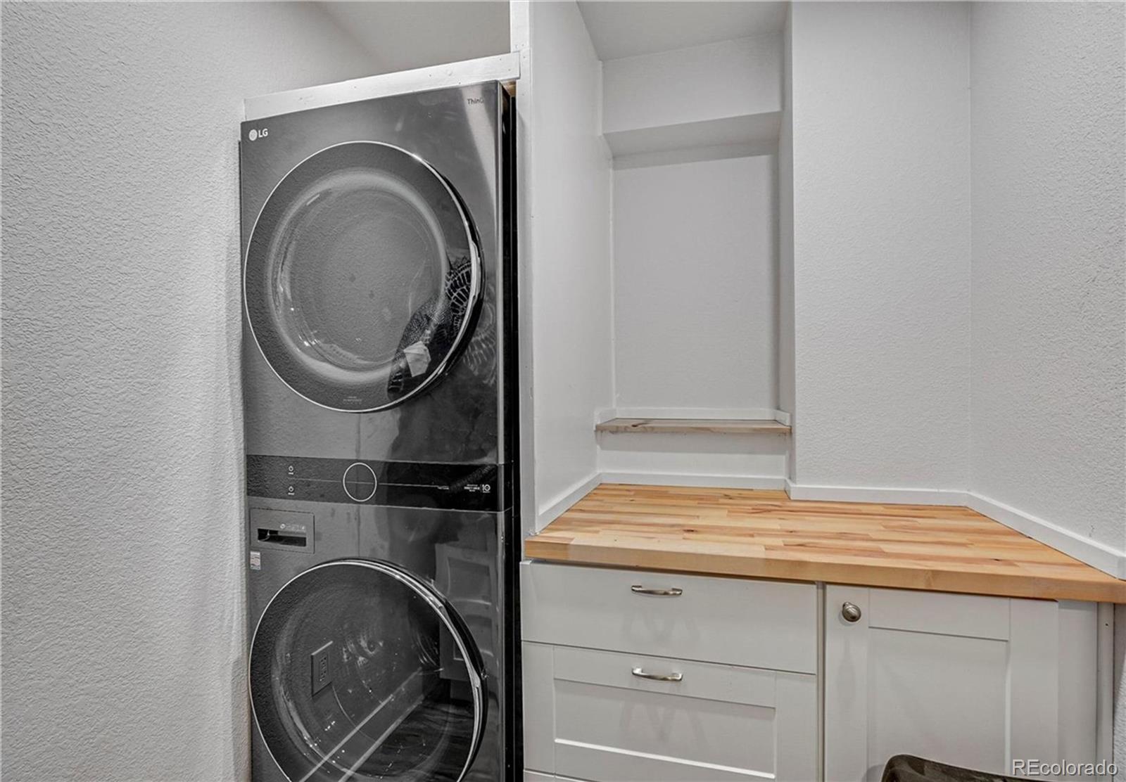 9590 S Flower Way, Littleton, CO 80127, 6 Bedrooms Bedrooms, ,7 BathroomsBathrooms,Residential,For Sale,Flower,REC9612455