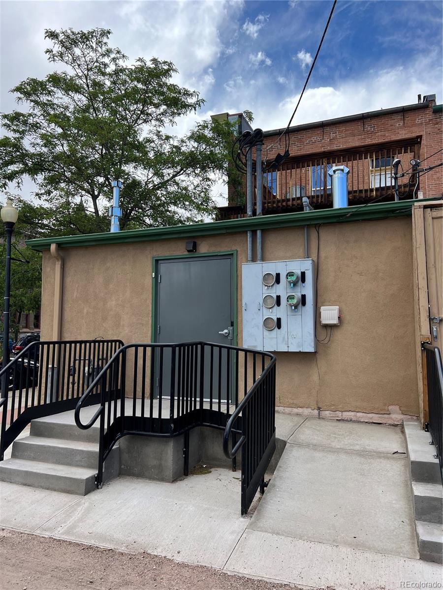 402 Main St, Canon City, CO 81212, ,Commercial,For Sale,Main St,REC4032444