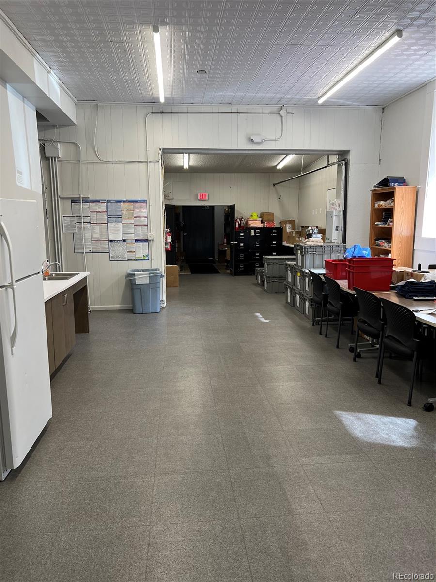 402 Main St, Canon City, CO 81212, ,Commercial,For Sale,Main St,REC4032444