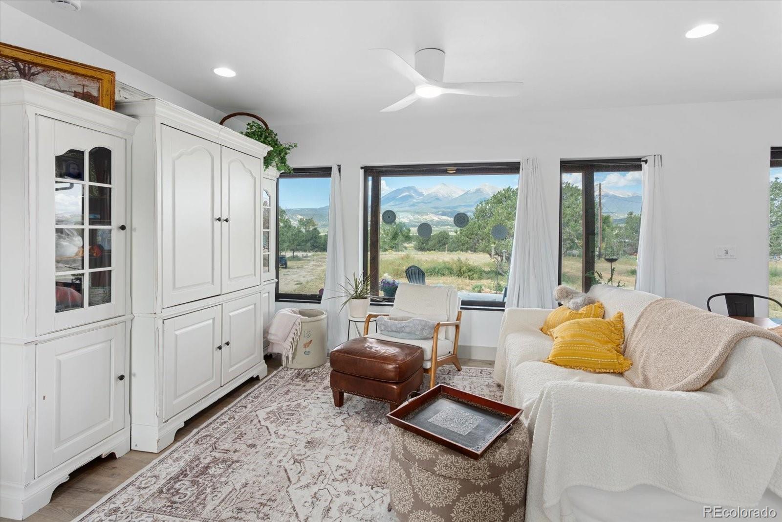 12496 County Road 190, Salida, CO 81201, 5 Bedrooms Bedrooms, ,4 BathroomsBathrooms,Residential,For Sale,County Road 190,REC6803281