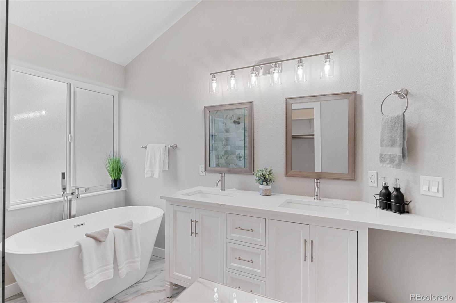 1817 Peregrine Lane, Broomfield, CO 80020, 4 Bedrooms Bedrooms, ,3 BathroomsBathrooms,Residential,For Sale,Peregrine,REC2228980