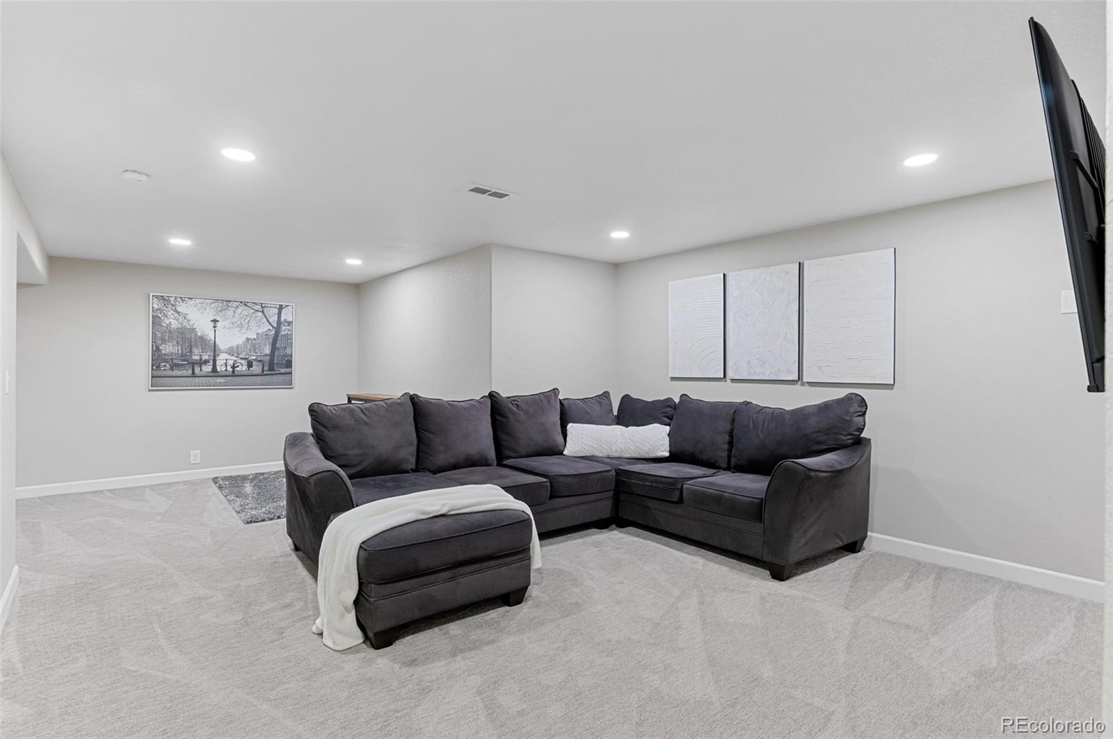 1817 Peregrine Lane, Broomfield, CO 80020, 4 Bedrooms Bedrooms, ,3 BathroomsBathrooms,Residential,For Sale,Peregrine,REC2228980