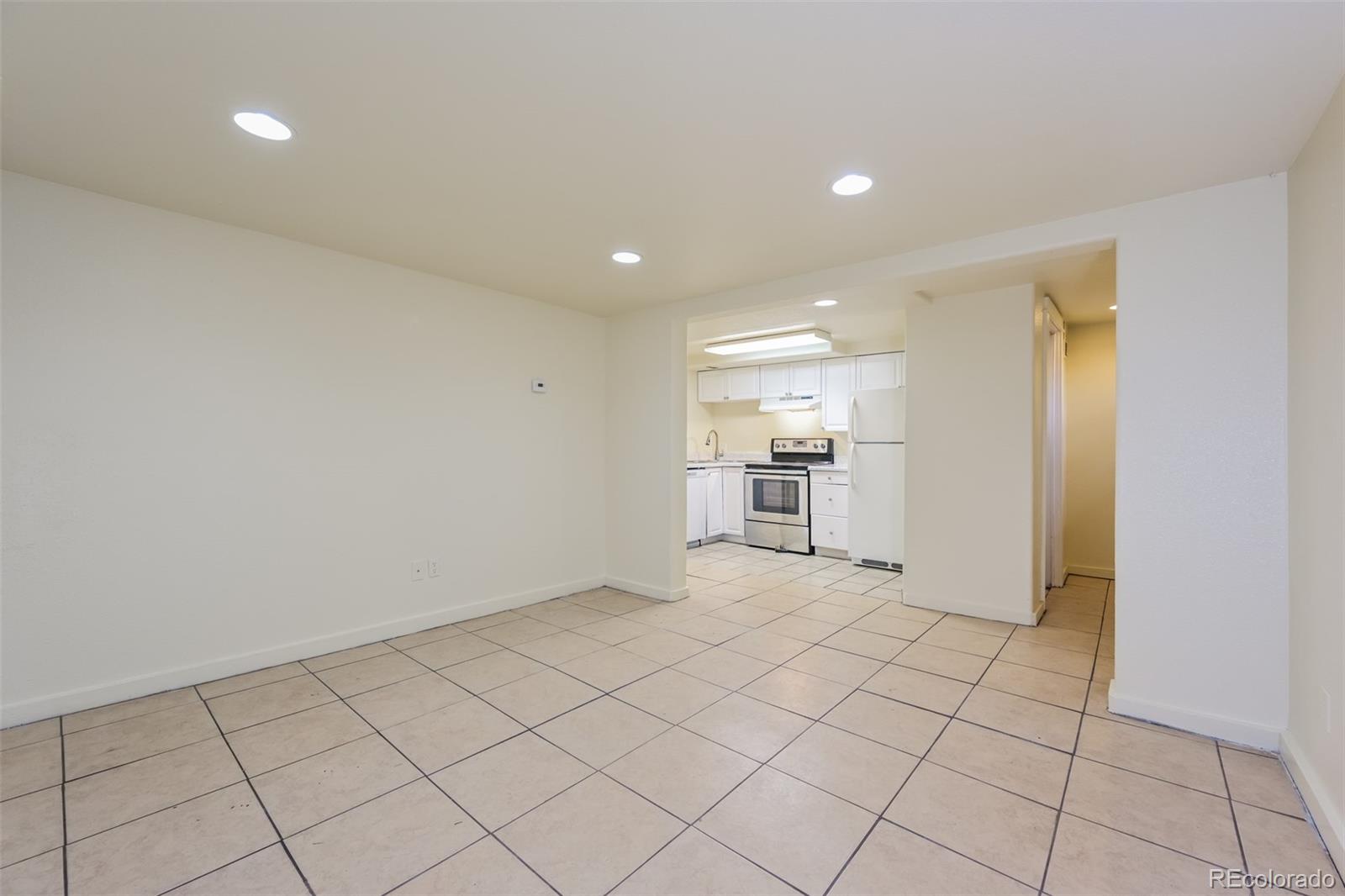 2511 S Broadway, Denver, CO 80210, 8 Bedrooms Bedrooms, ,4 BathroomsBathrooms,Income,For Sale,Broadway,REC9491304