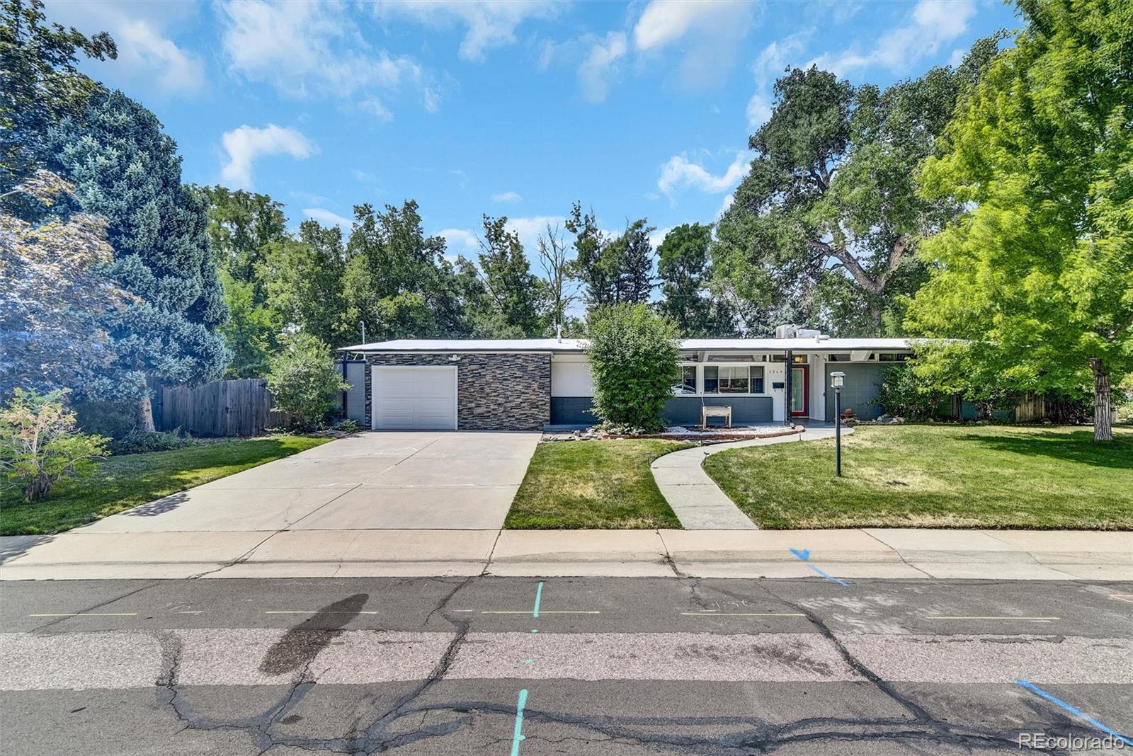 2569 Holly Place, Denver, CO 80222, 3 Bedrooms Bedrooms, ,2 BathroomsBathrooms,Residential,For Sale,Holly,REC9295340