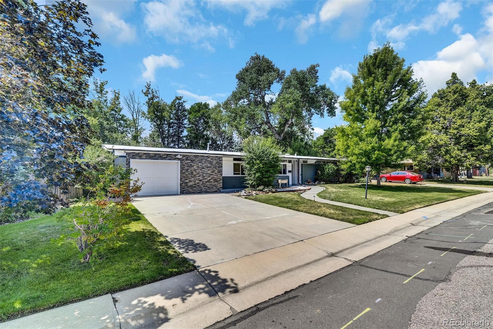 2569 Holly Place, Denver, CO 80222, 3 Bedrooms Bedrooms, ,2 BathroomsBathrooms,Residential,For Sale,Holly,REC9295340