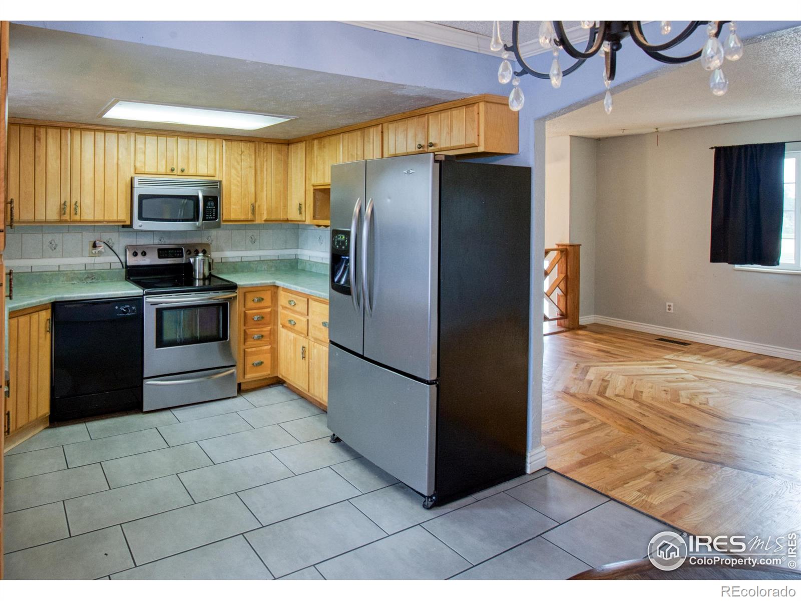 2873 132nd Avenue, Broomfield, CO 80020, 4 Bedrooms Bedrooms, ,2 BathroomsBathrooms,Residential,For Sale,132nd,RECIR1015859