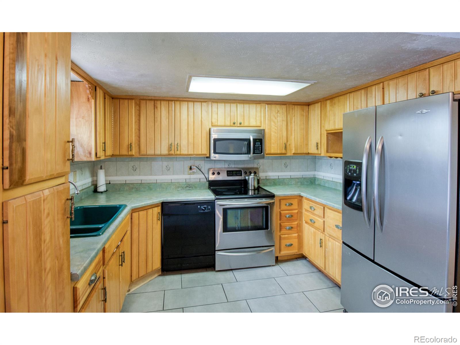 2873 132nd Avenue, Broomfield, CO 80020, 4 Bedrooms Bedrooms, ,2 BathroomsBathrooms,Residential,For Sale,132nd,RECIR1015859