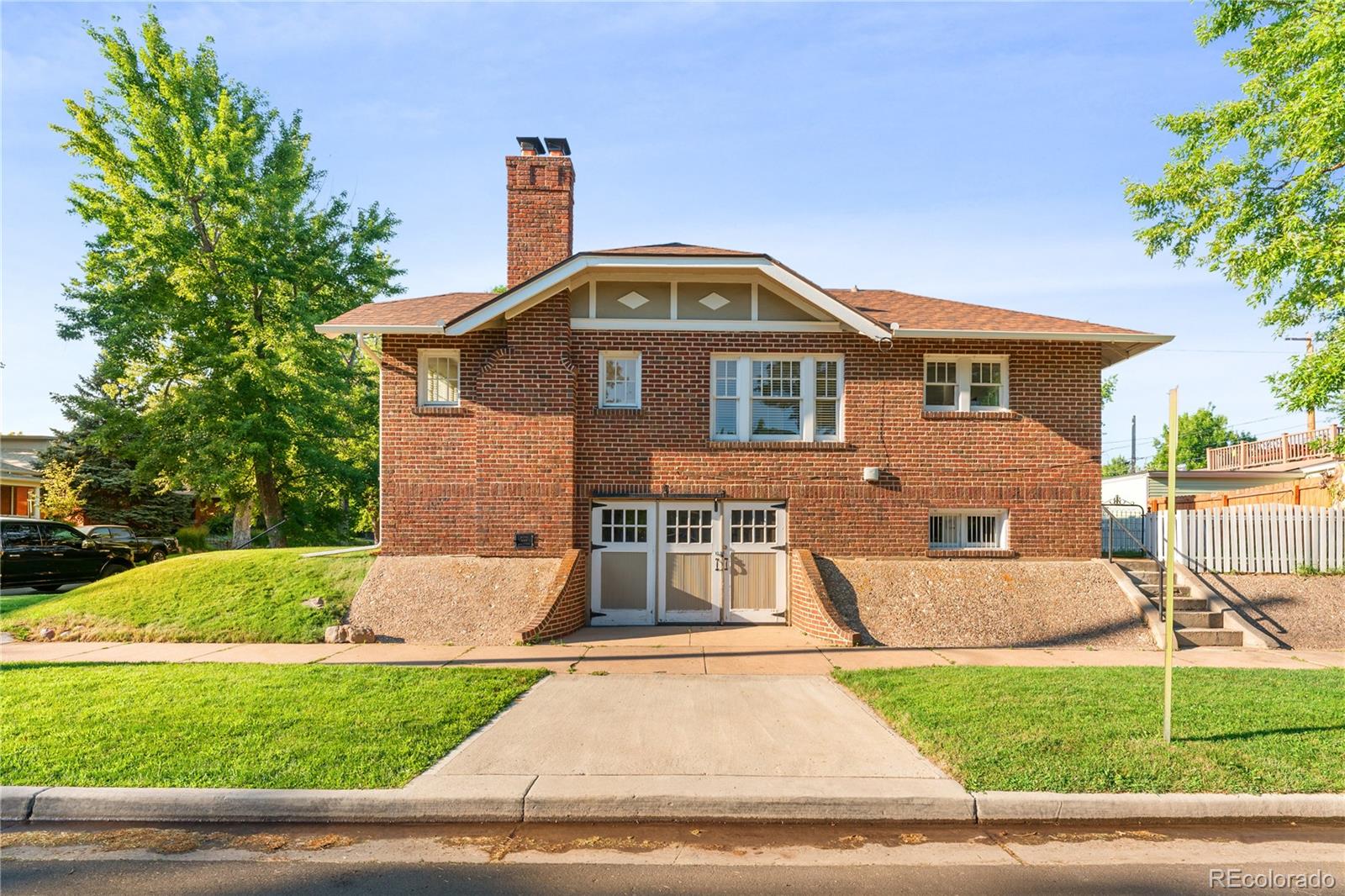 1705 S Ogden Street, Denver, CO 80210, 5 Bedrooms Bedrooms, ,2 BathroomsBathrooms,Income,For Sale,Ogden,REC4073911