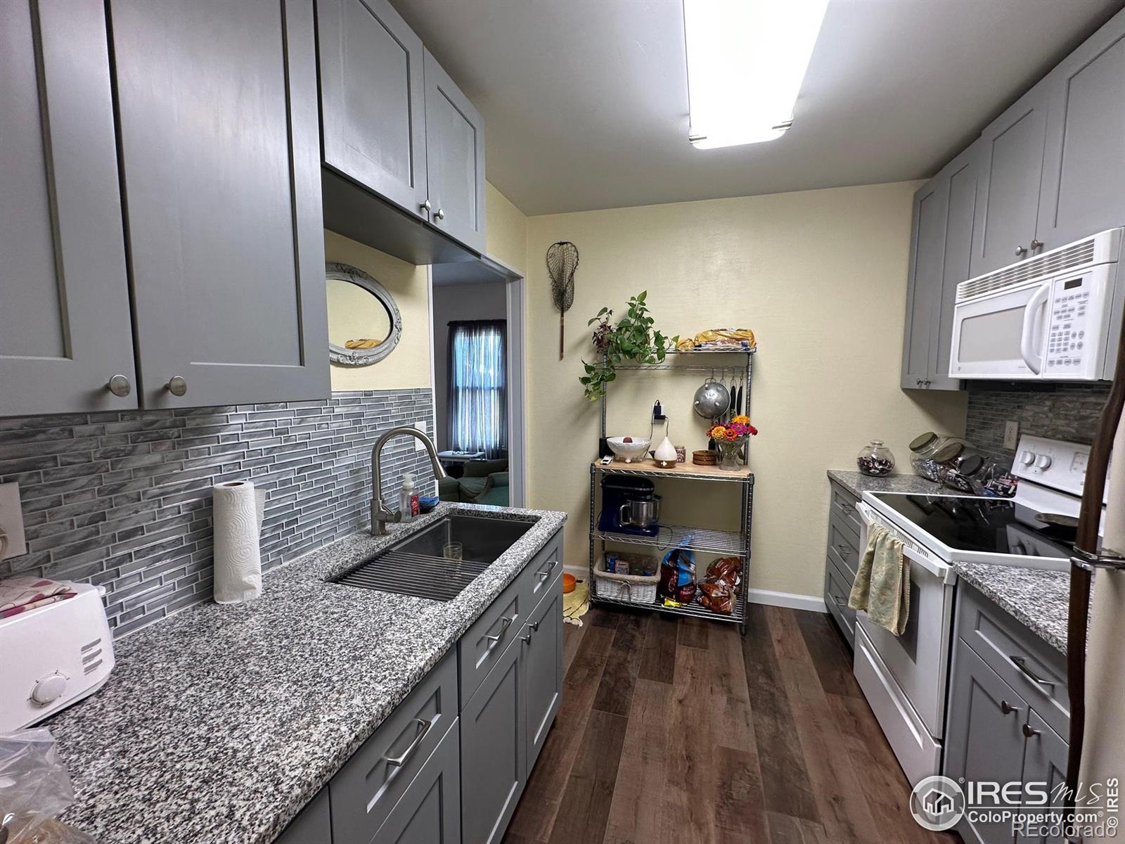 110 3rd Avenue, Otis, CO 80743, 2 Bedrooms Bedrooms, ,1 BathroomBathrooms,Residential,For Sale,3rd,RECIR1015904