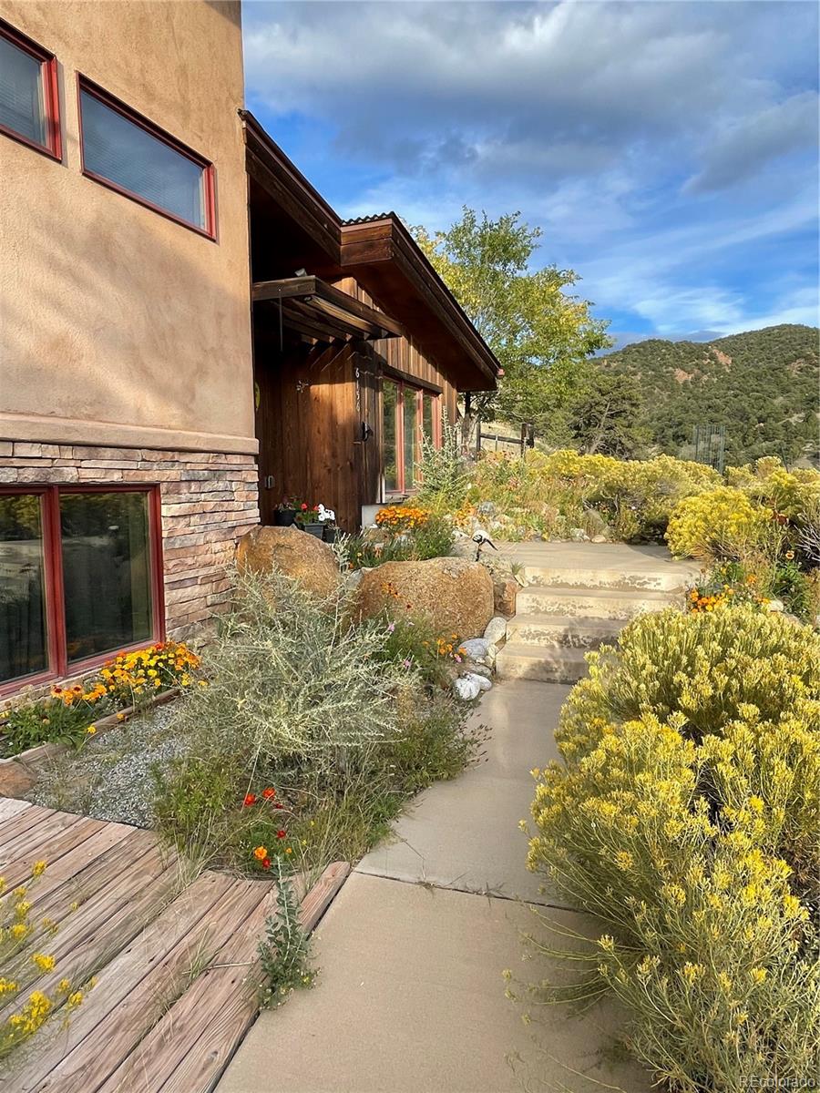 6156 County Road 156, Salida, CO 81201, 3 Bedrooms Bedrooms, ,3 BathroomsBathrooms,Residential,For Sale,County Road 156,REC5700514
